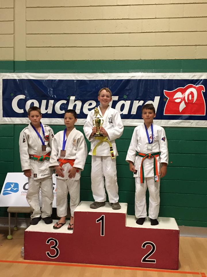 Léo médaille d'or U14 -46 JO - BRAVO!